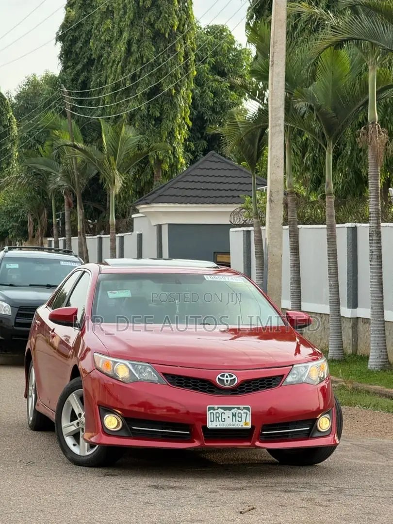 Toyota Camry 2012 Red