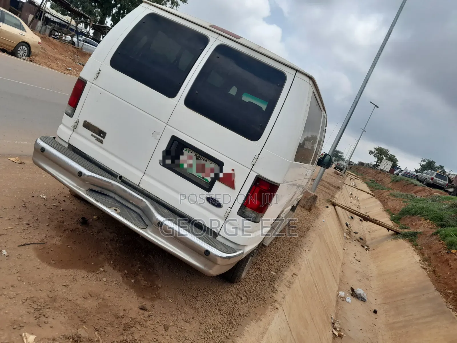 Ford Transit 2006 White