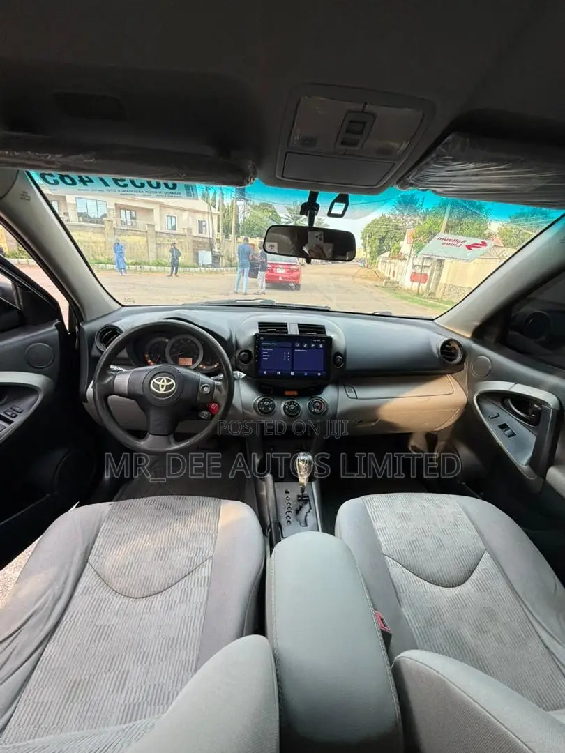 Toyota RAV4 2010 Black