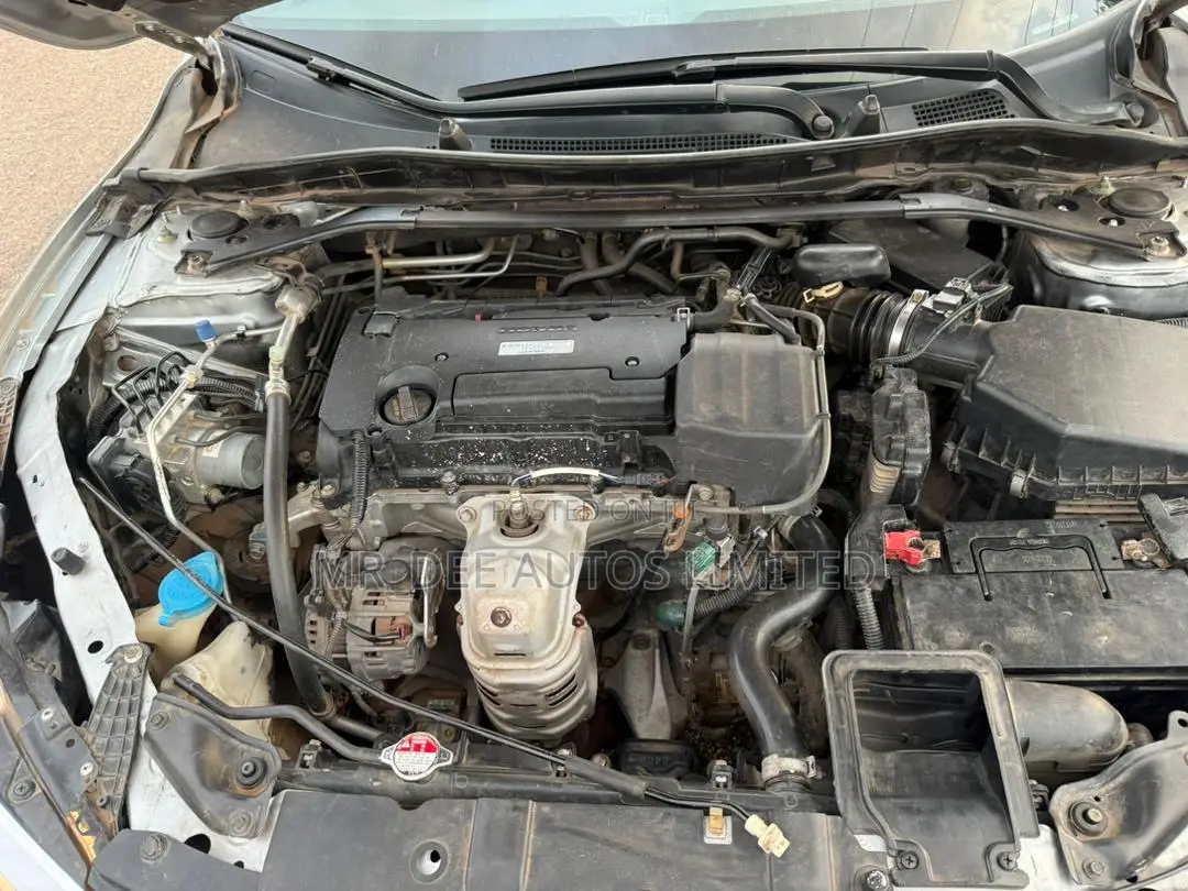Honda Accord 2016 Silver