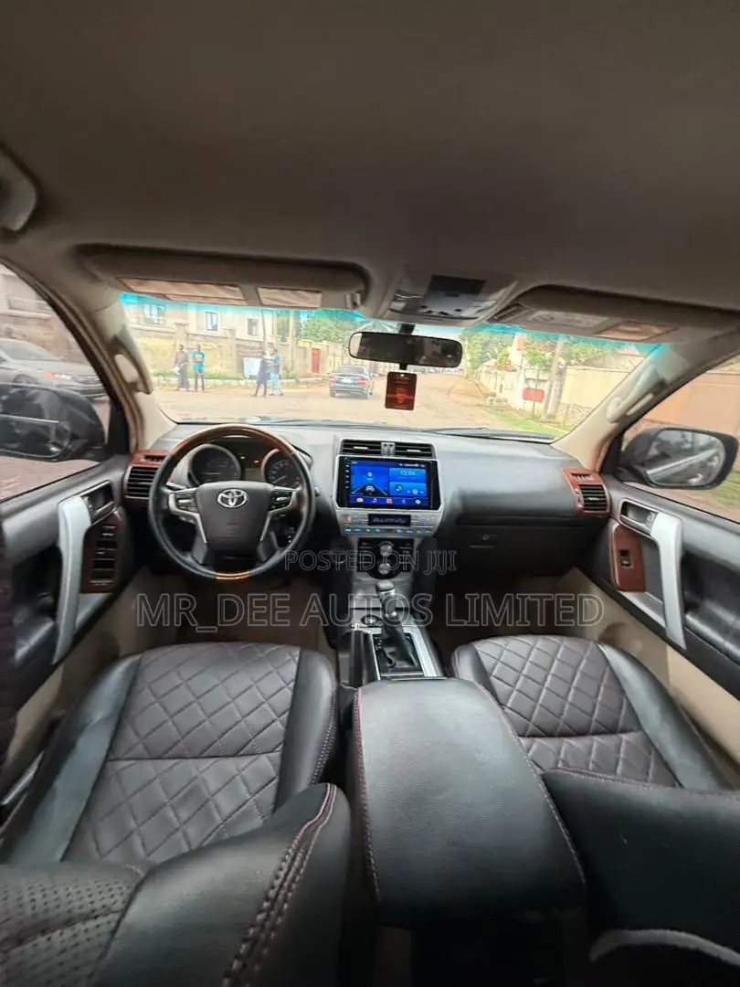 Toyota Land Cruiser Prado 2012 Black