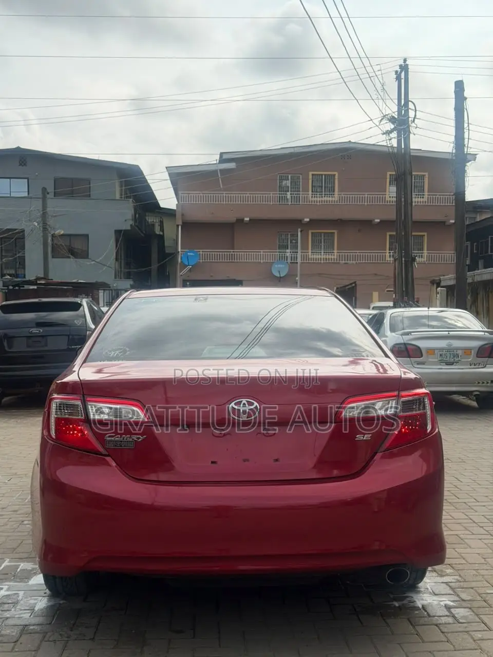 Toyota Camry SE 4dr Sedan (2.5L 4cyl 6A) 2013 Red