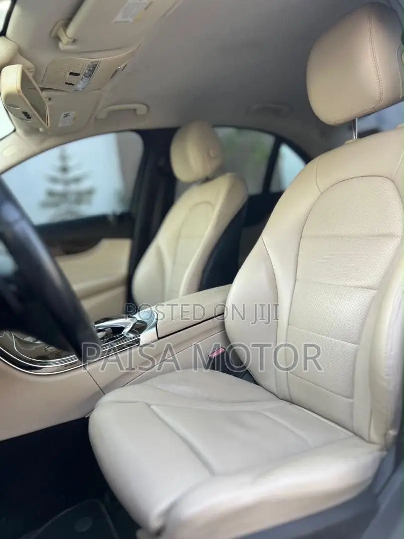 Mercedes-Benz C300 Base Sedan RWD (2.0L 4cyl 7A) 2016 Black
