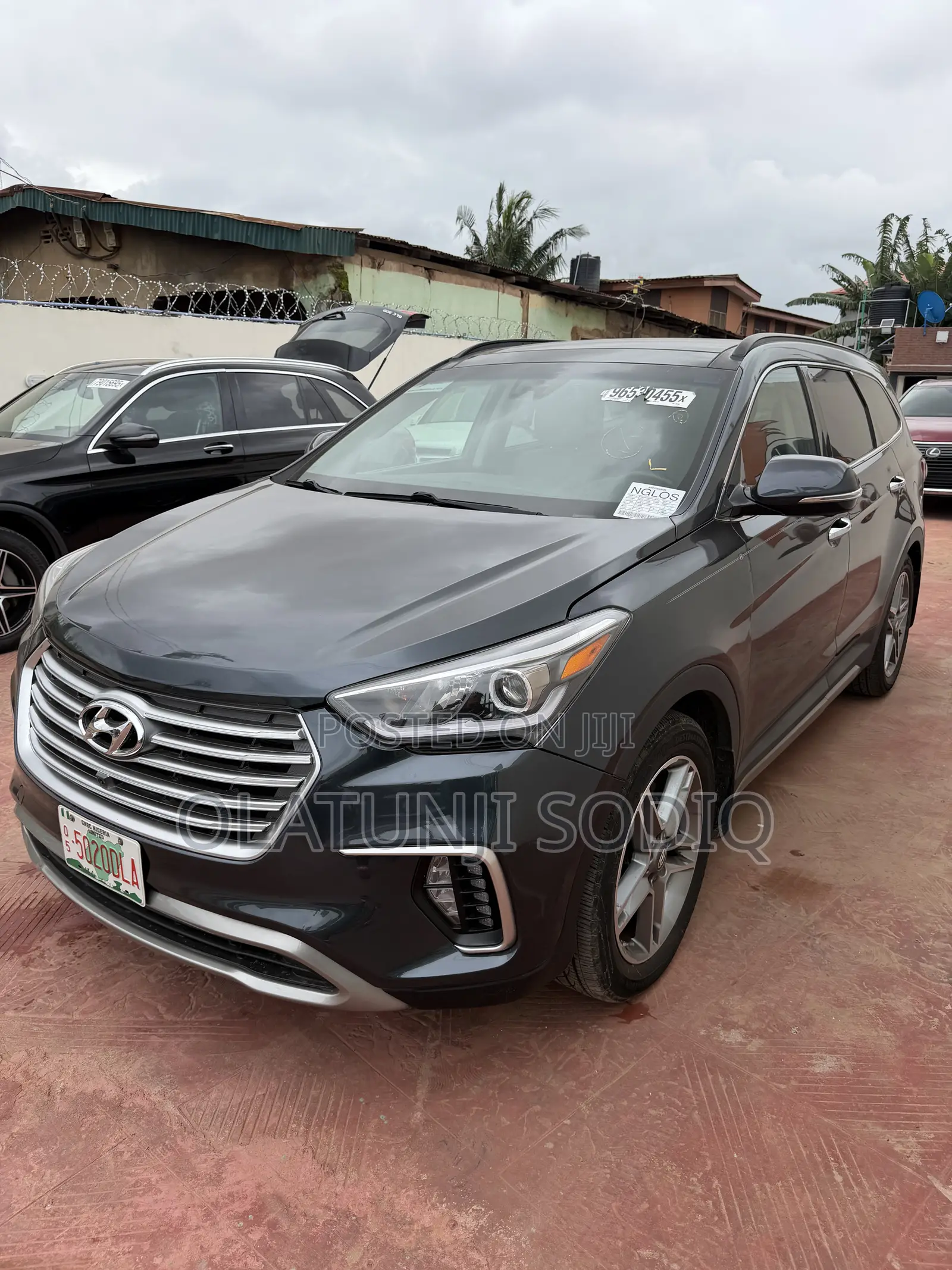 Hyundai Santa Fe SE Ultimate FWD 2017 Gray