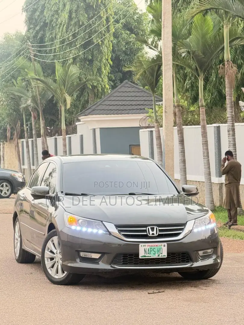 Honda Accord EX-L V-6 4dr Sedan FWD (3.5L 6cyl 6A) 2013 Gray