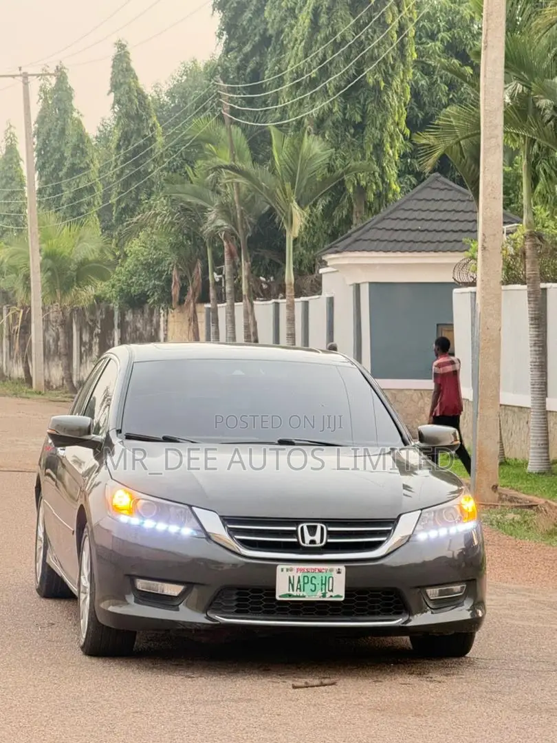 Honda Accord EX-L V-6 4dr Sedan FWD (3.5L 6cyl 6A) 2013 Gray