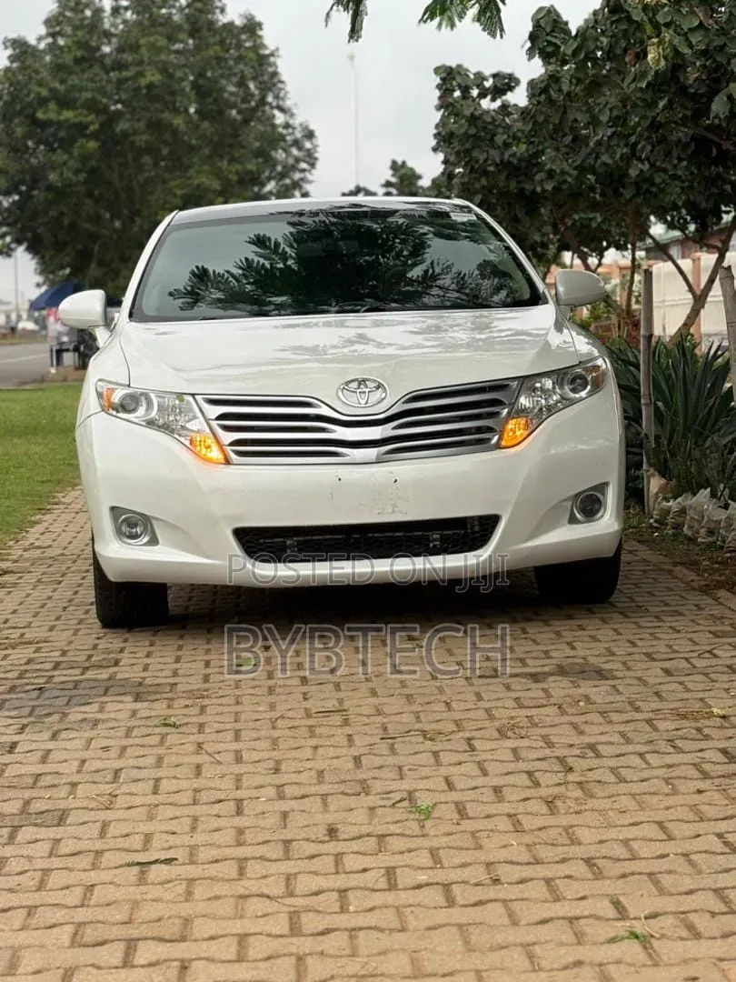 Toyota Venza V6 AWD 2011 White