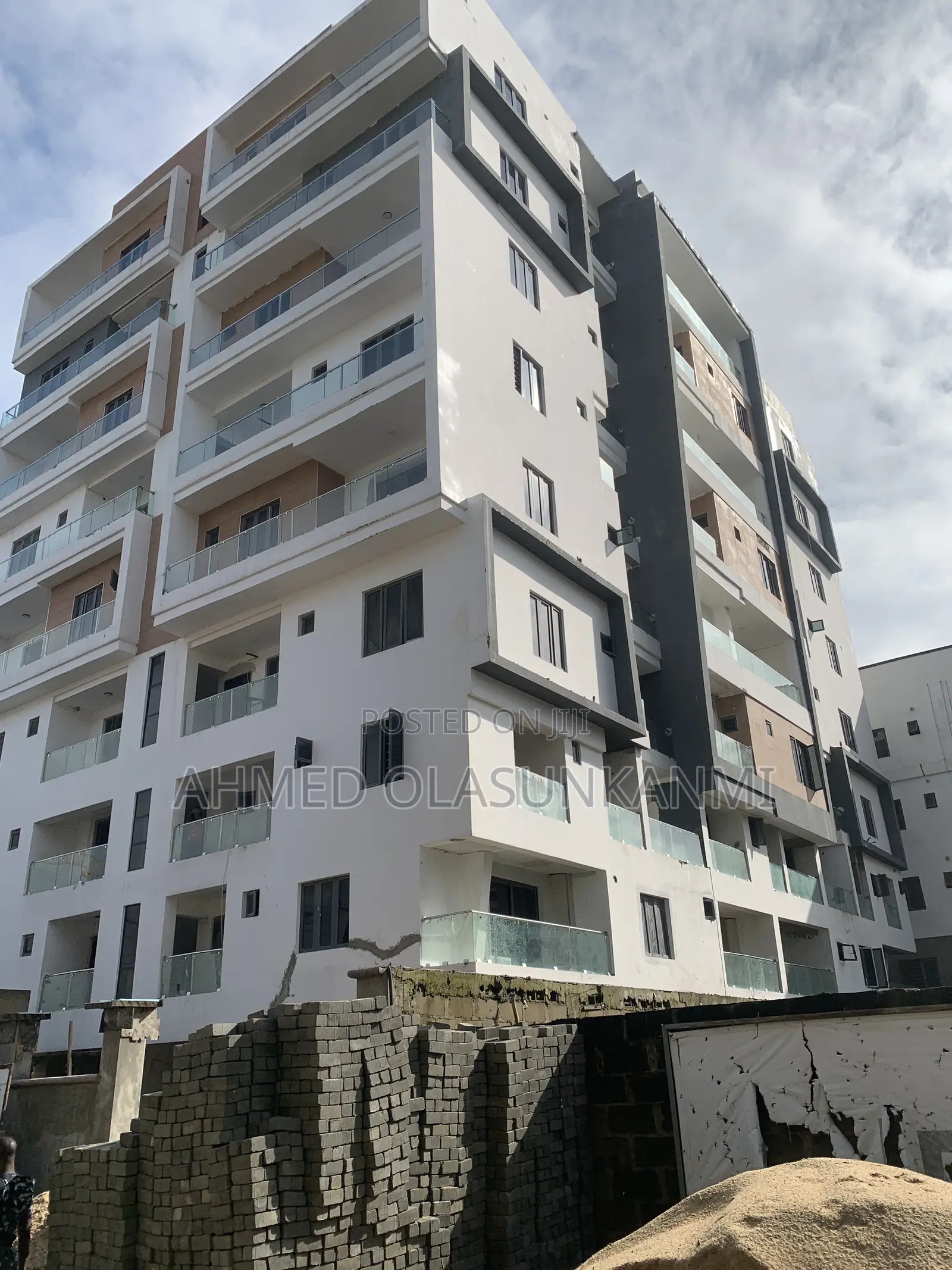 Furnished 2bdrm Maisonette in Ambiance Heights, Lekki Phase 1 for sale