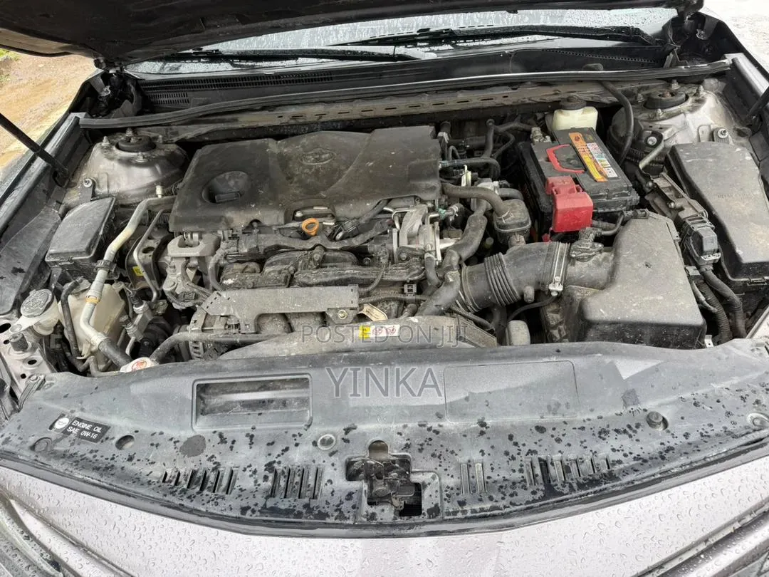 Toyota Camry 2018 Gray