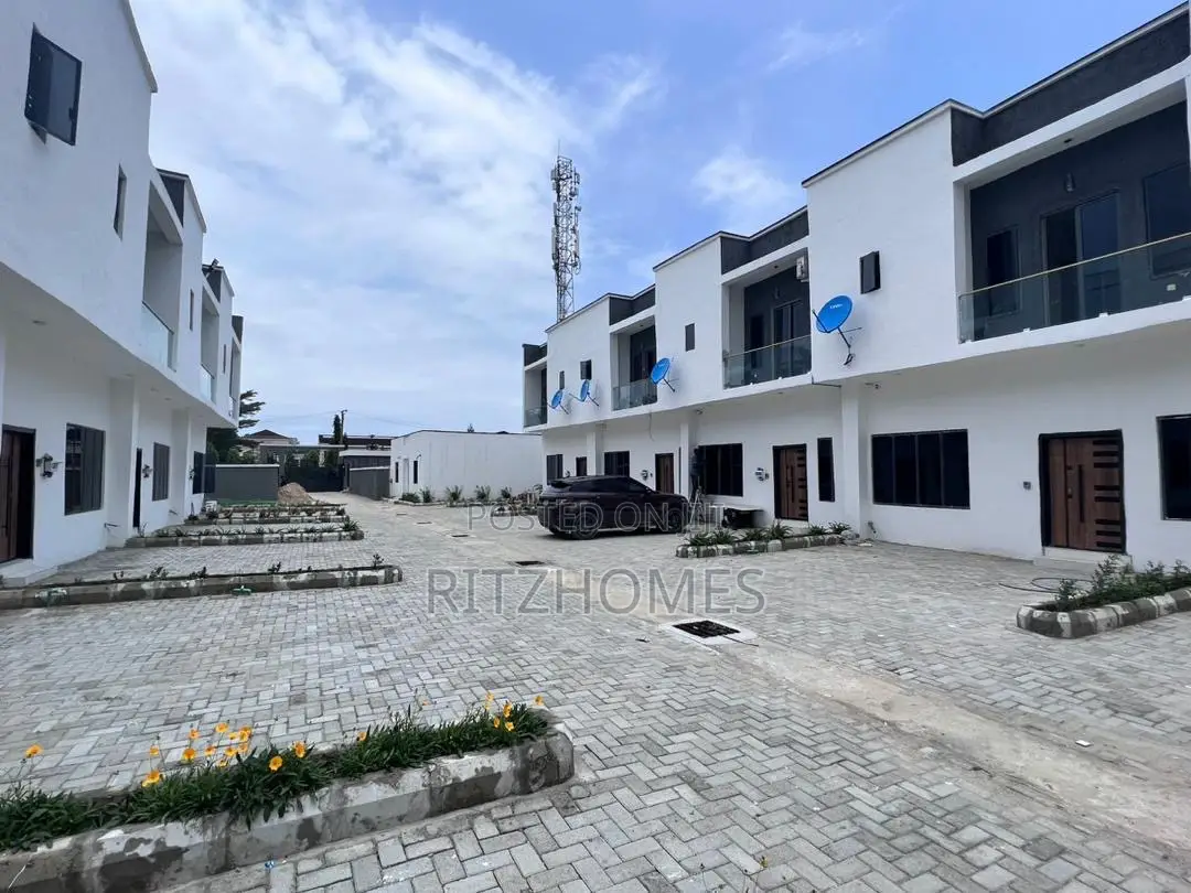 3bdrm Duplex in Ologolo for sale