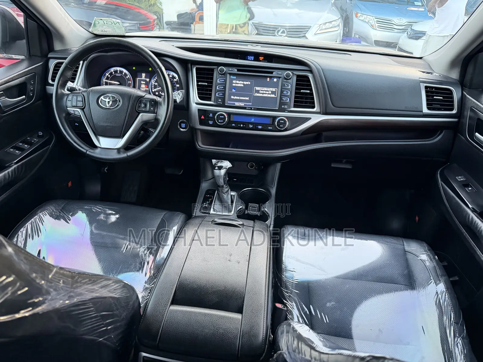 Toyota Highlander 2015 Gold
