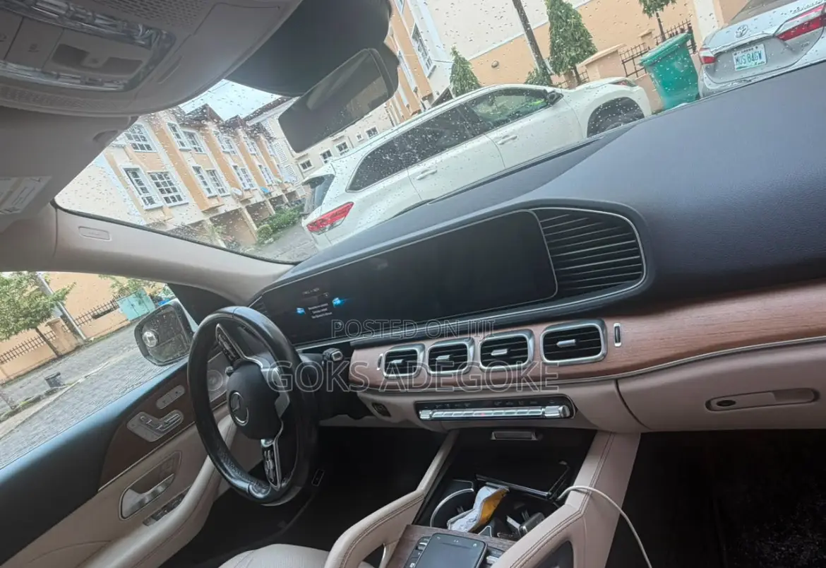 Mercedes-Benz GLE-Class 2020 White