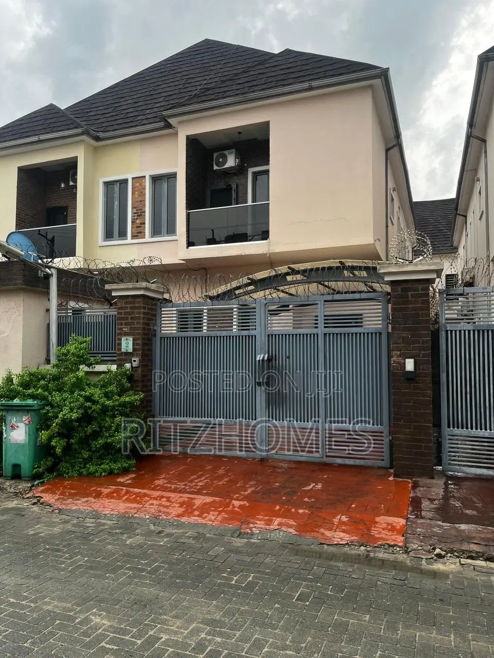 Furnished 4bdrm Duplex in Lekki for sale