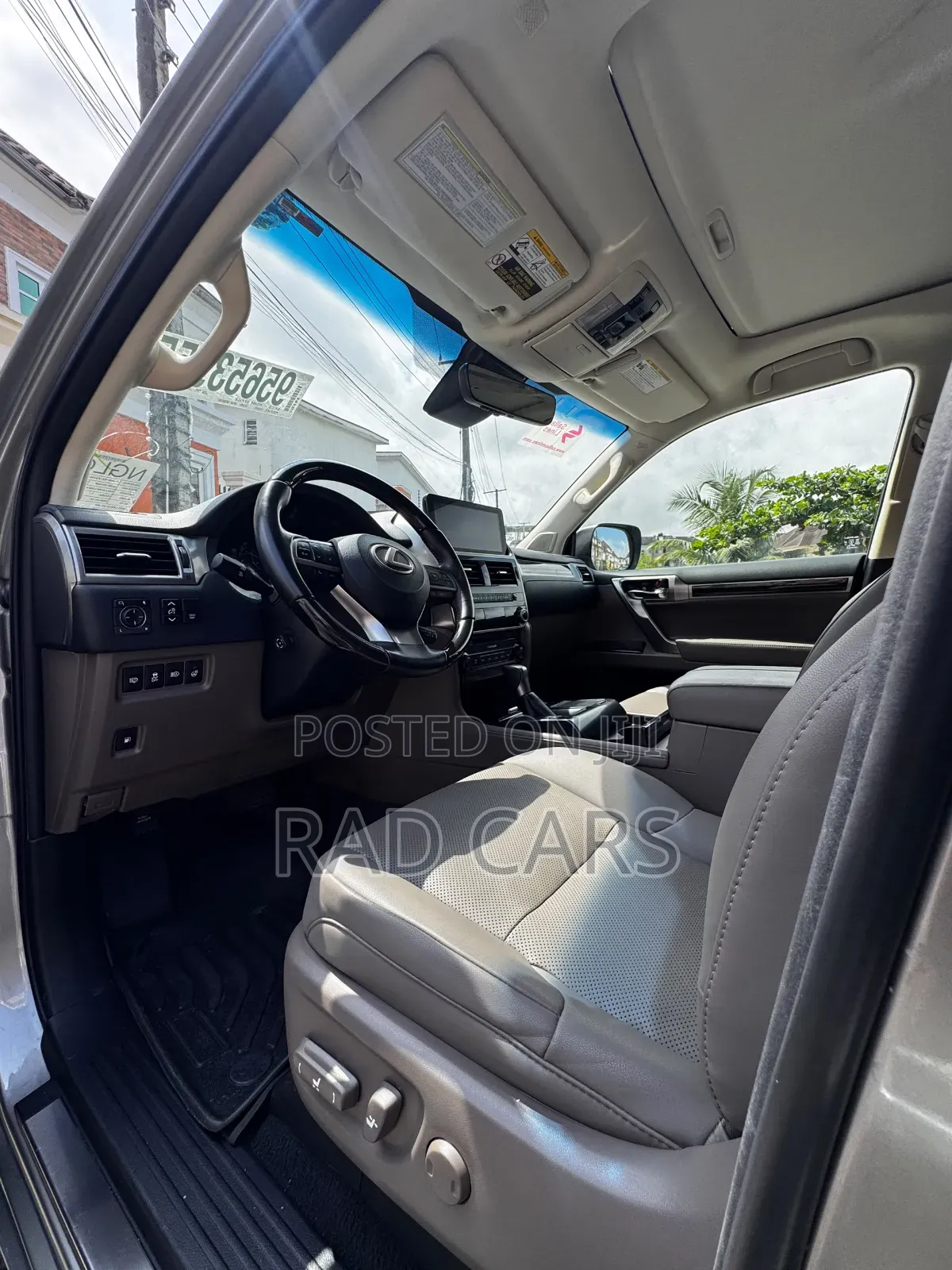 Lexus GX 460 AWD 2023 Gold