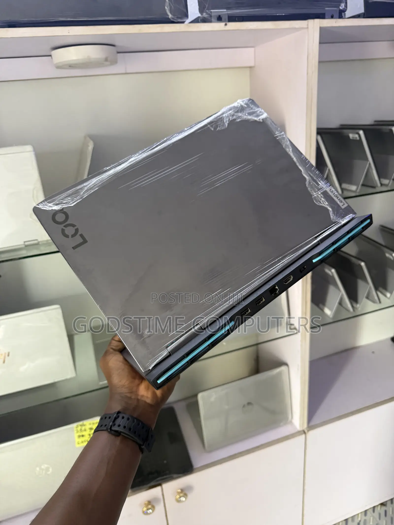 New Laptop Lenovo 16GB Intel Core i5 SSD 512GB