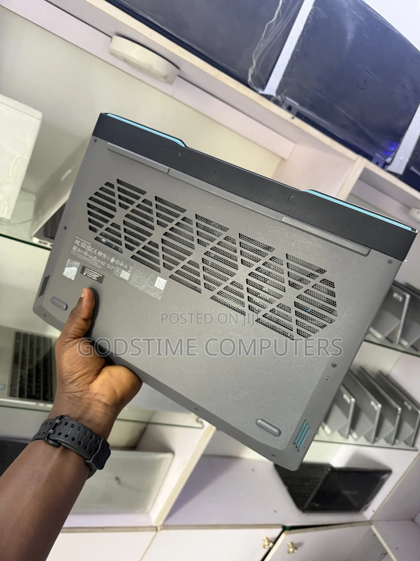 New Laptop Lenovo 16GB Intel Core i5 SSD 512GB