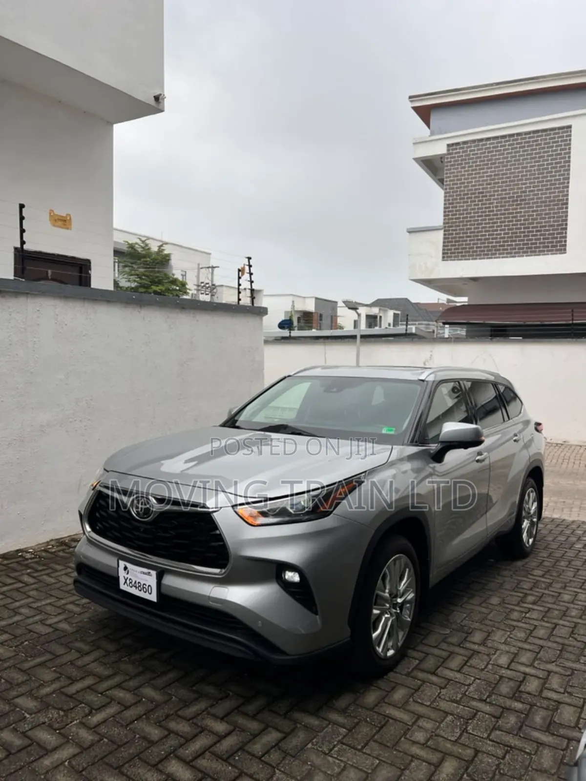 Toyota Highlander 2024 Silver