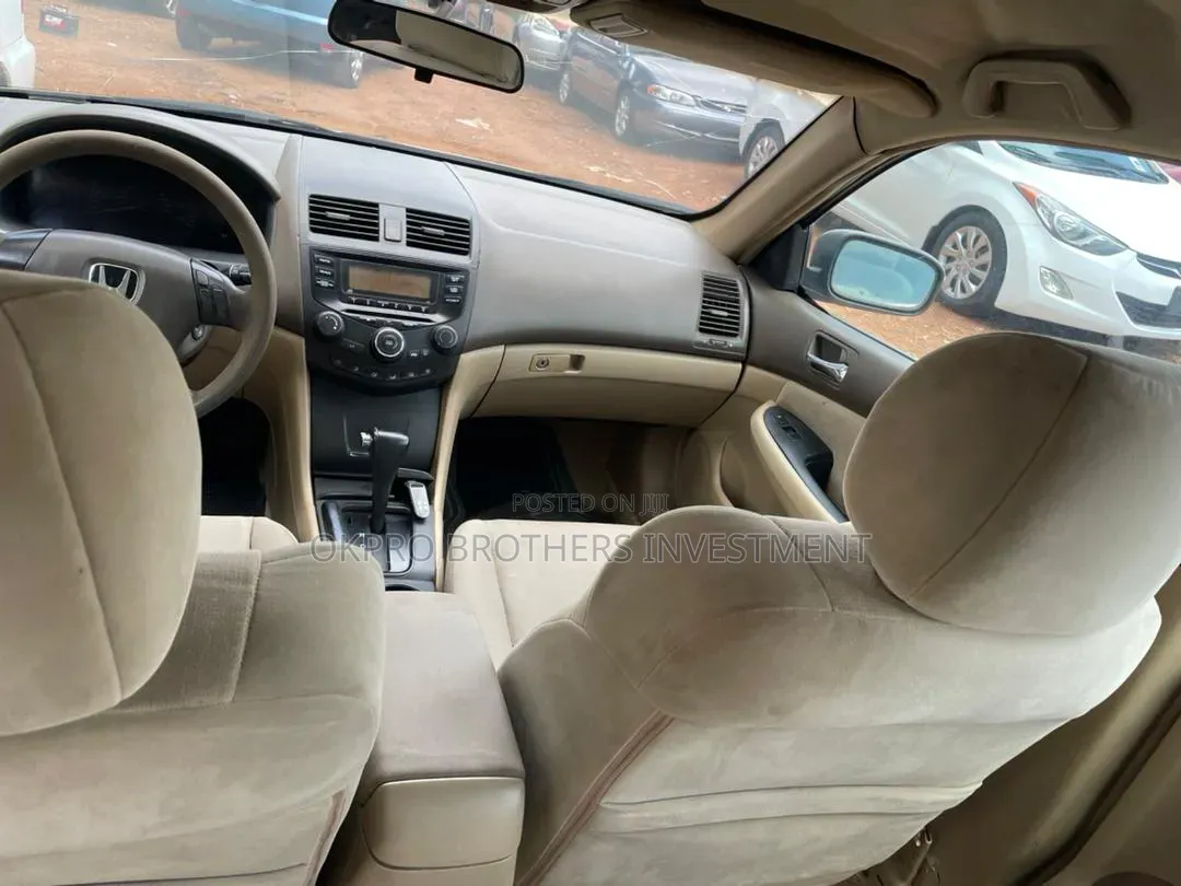 Honda Accord 2007 Beige