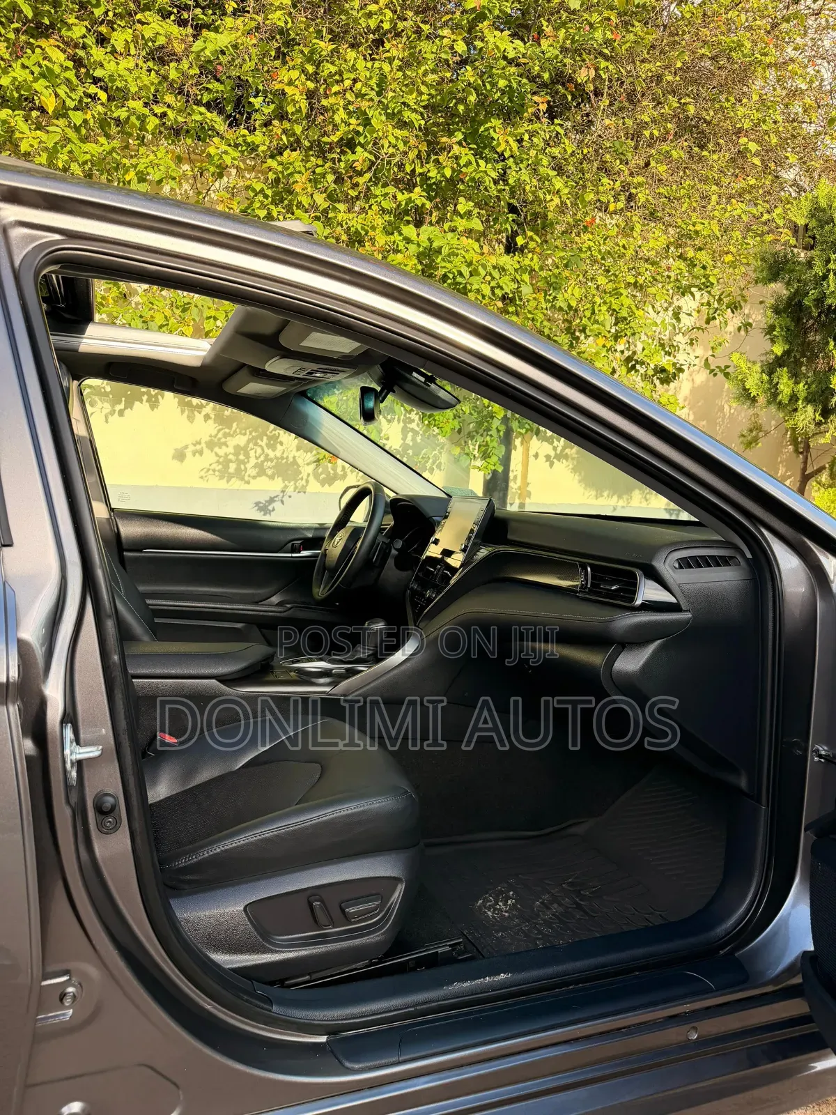 Toyota Camry XSE 2021 Gray
