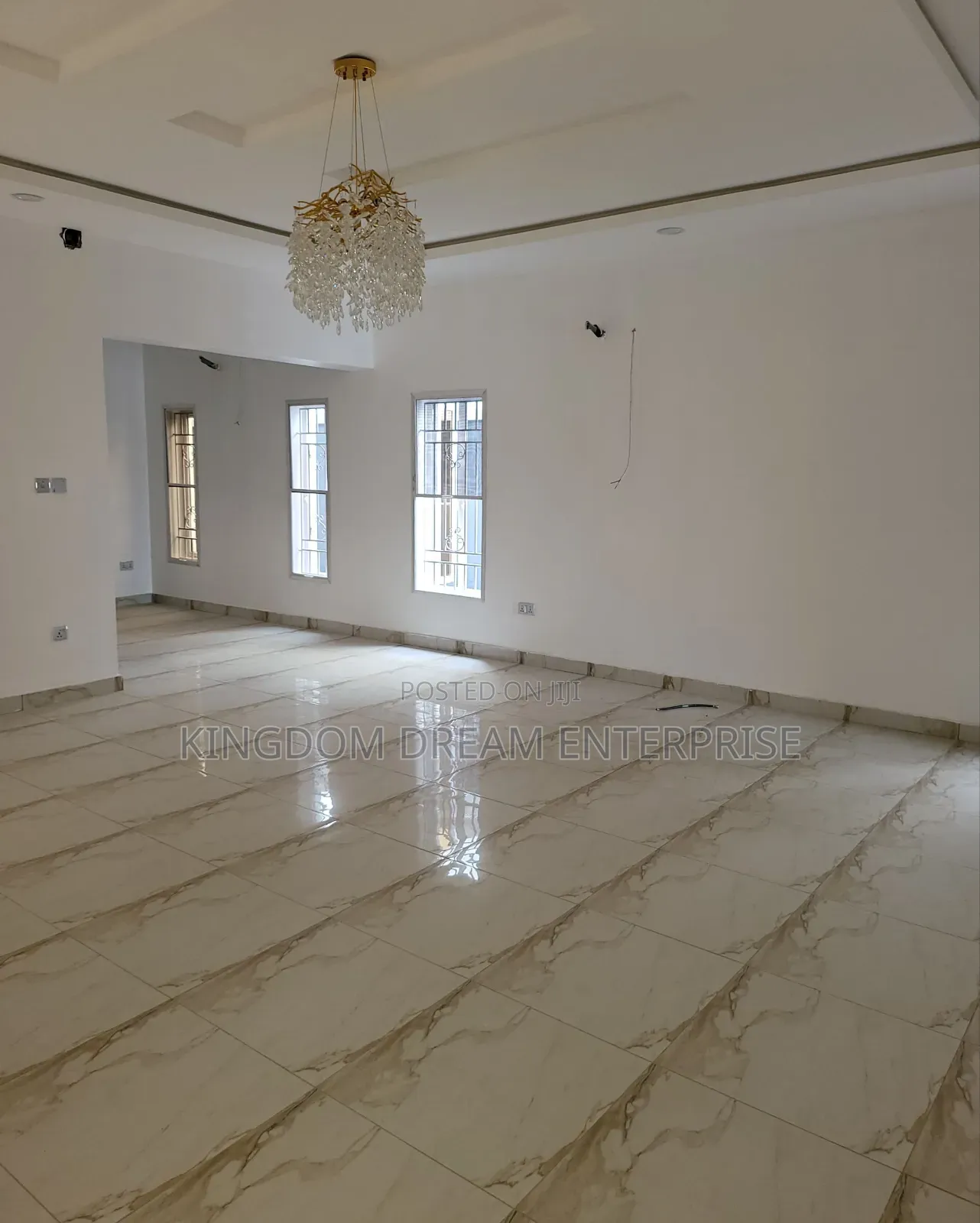 5bdrm Duplex in Magodo Isheri for sale
