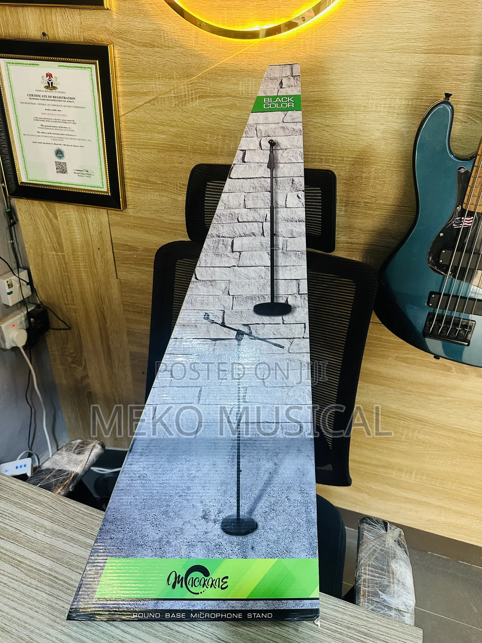 Round Bass Microphone Stand