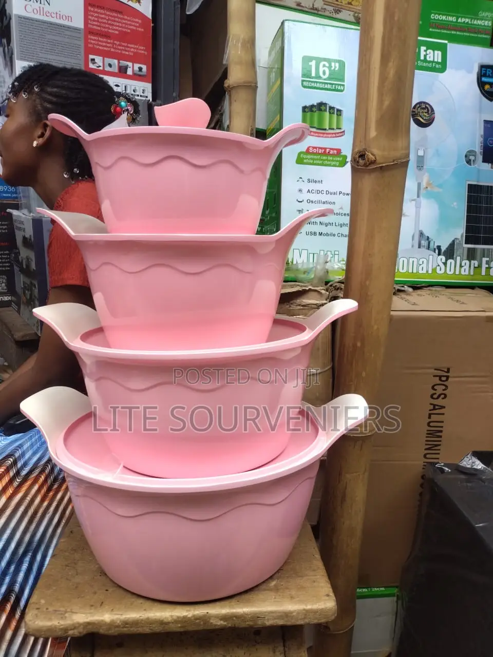 Pots Set .