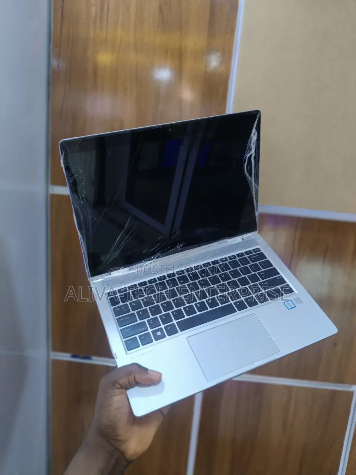 Laptop HP EliteBook x360 830 G6 16GB Intel Core i7 SSD 256GB