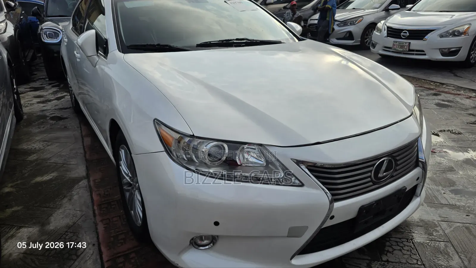 Lexus ES 2014 White
