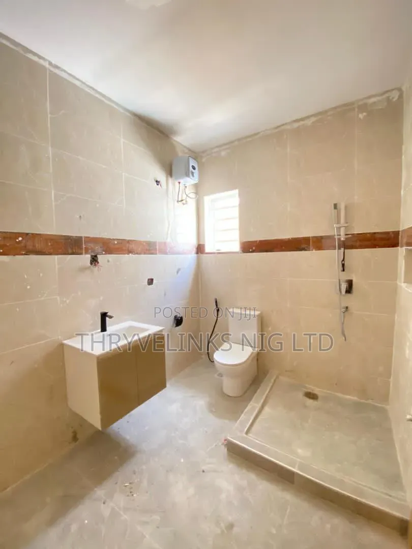 3bdrm Duplex in Citadel View Estate, for rent