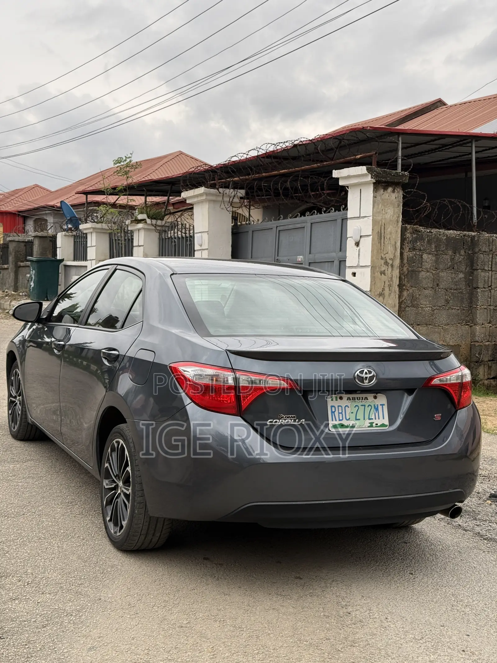 Toyota Corolla S 4dr Sedan (1.8L 4cyl CVT) 2015 Gray