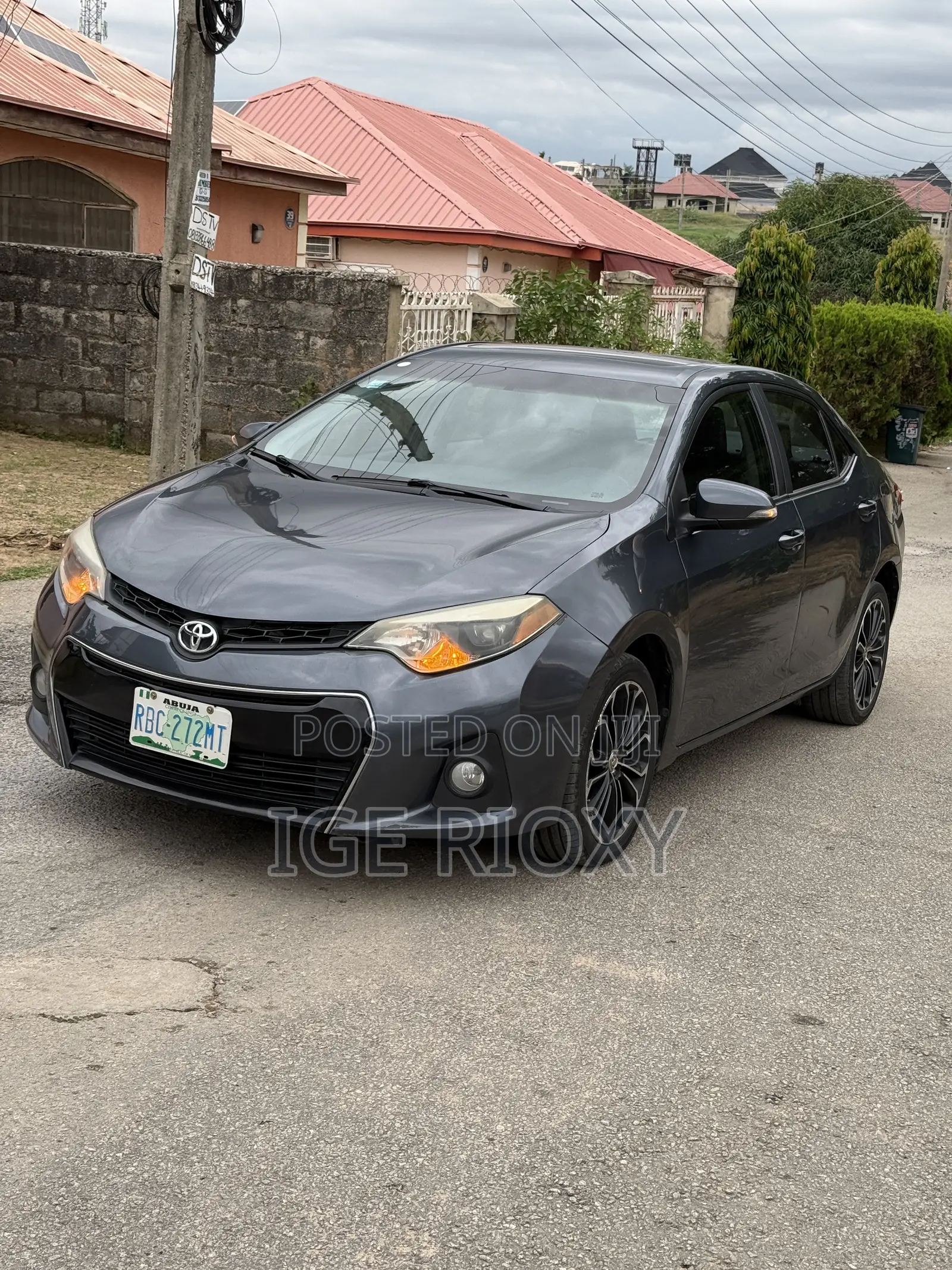 Toyota Corolla S 4dr Sedan (1.8L 4cyl CVT) 2015 Gray