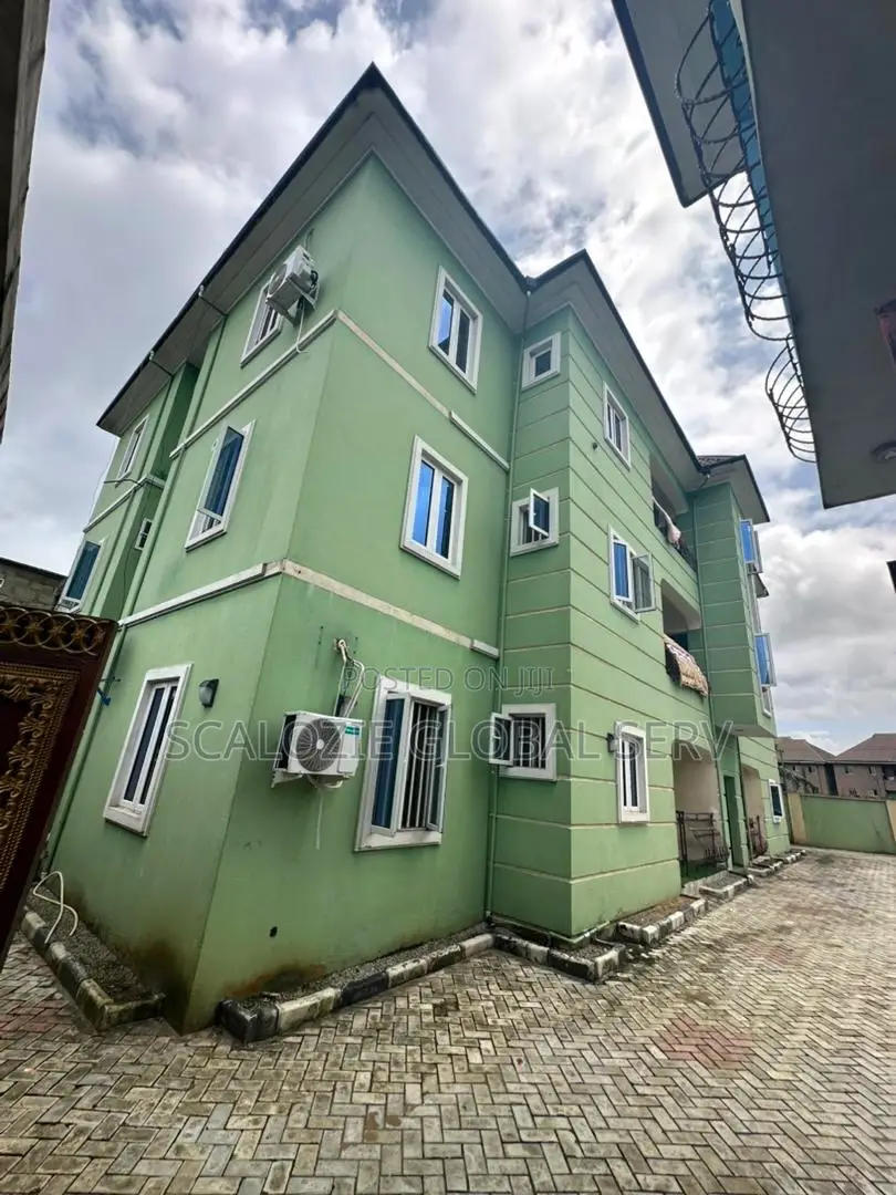 2bdrm Block of Flats in Rukpokwu, Port for sale