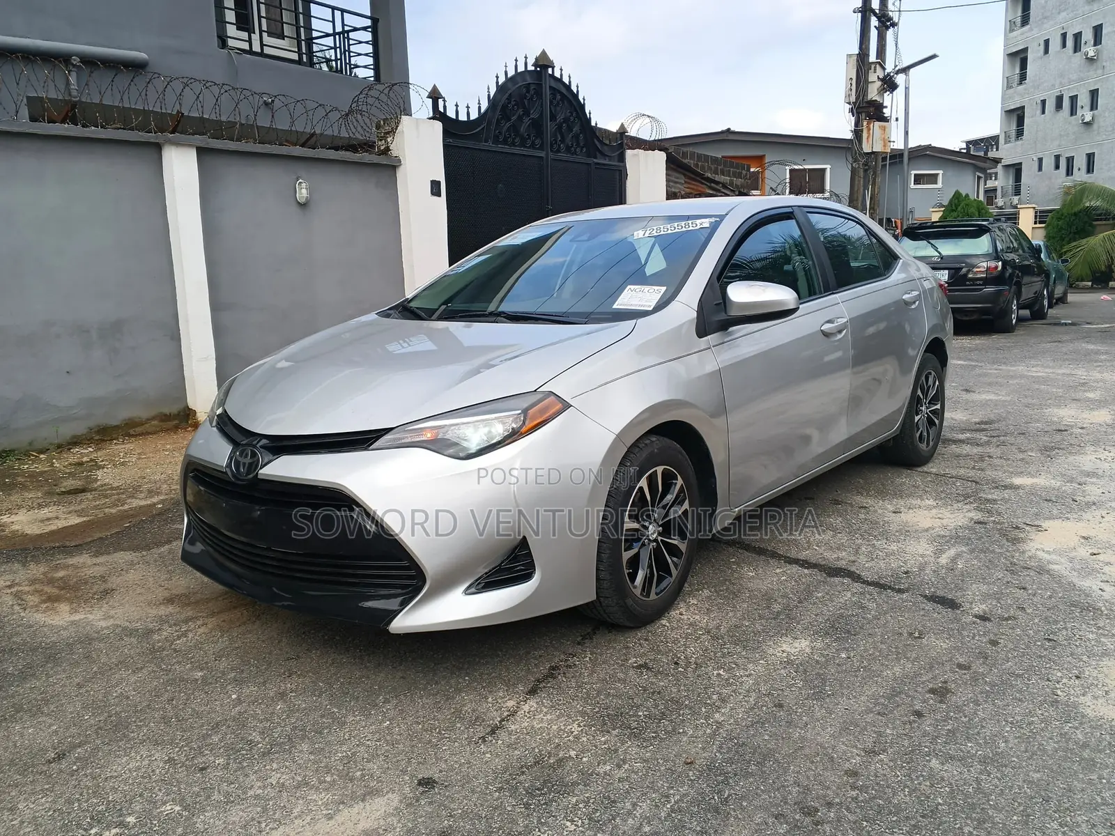 Toyota Corolla 2018 Silver