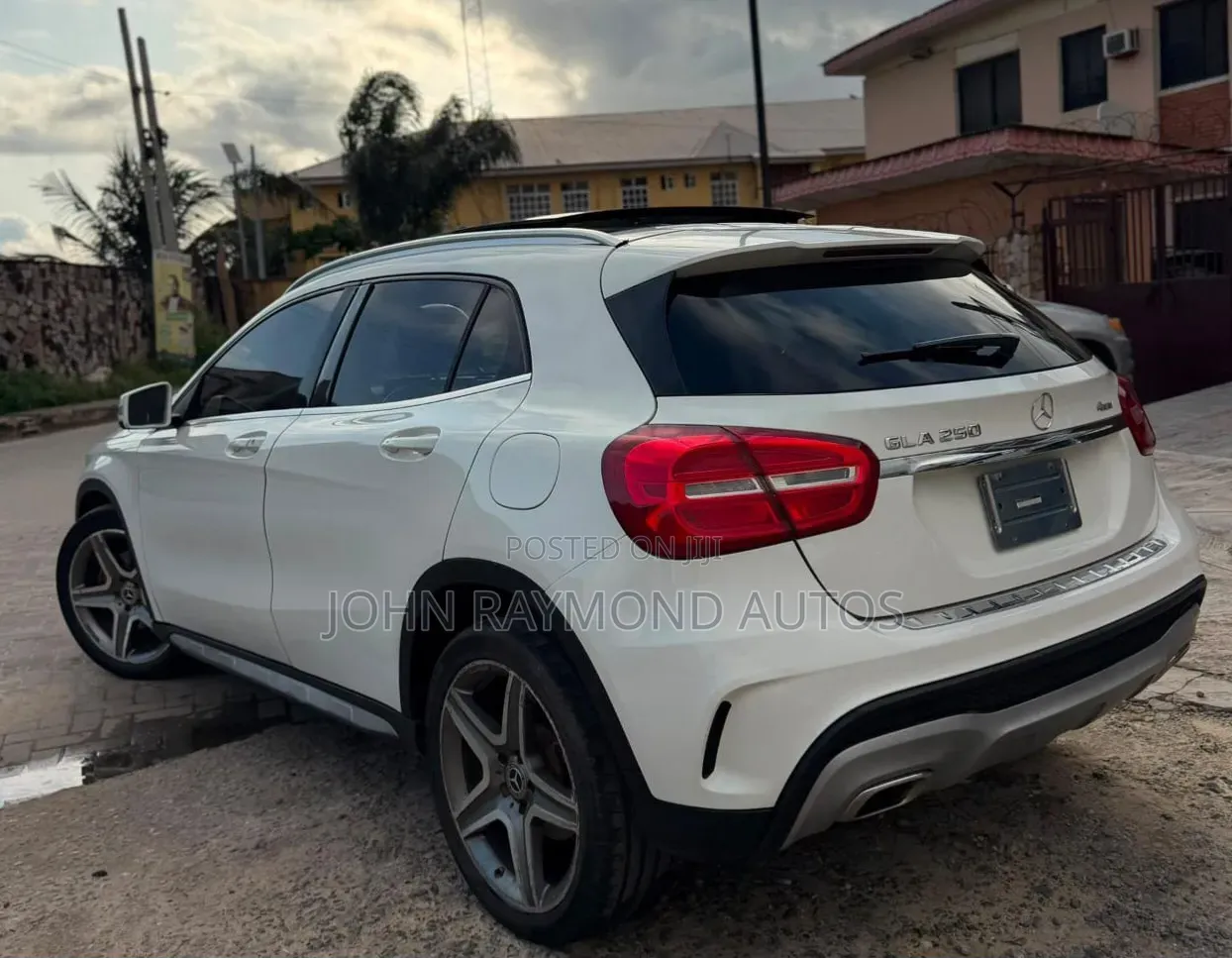 Mercedes-Benz GLA 250 2015 White