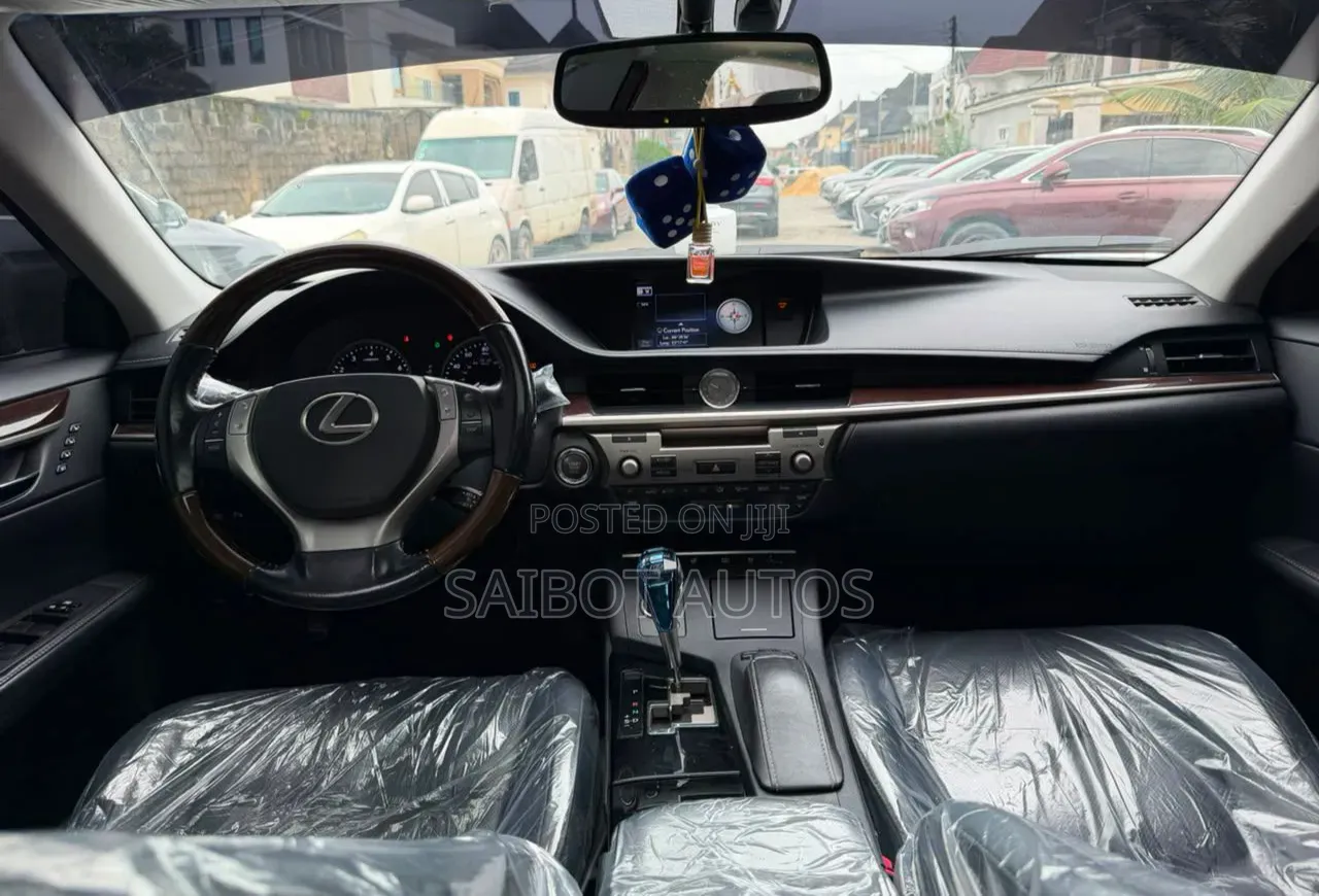 Lexus ES 2014 Gray