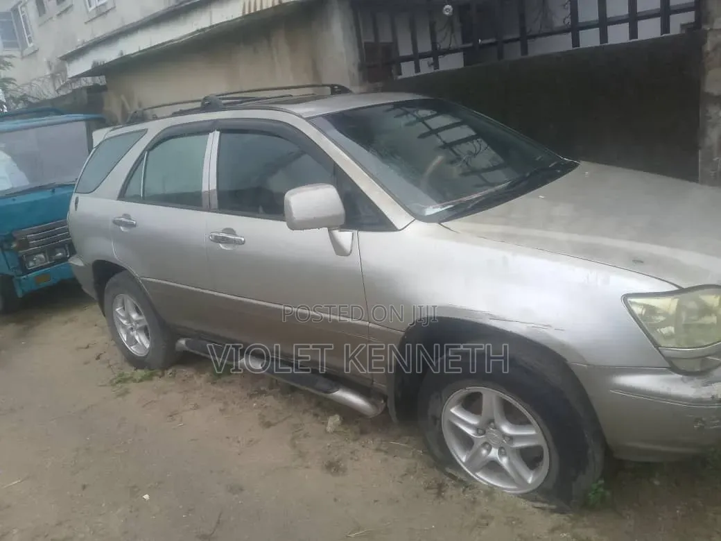 Lexus RX 2002 Gold