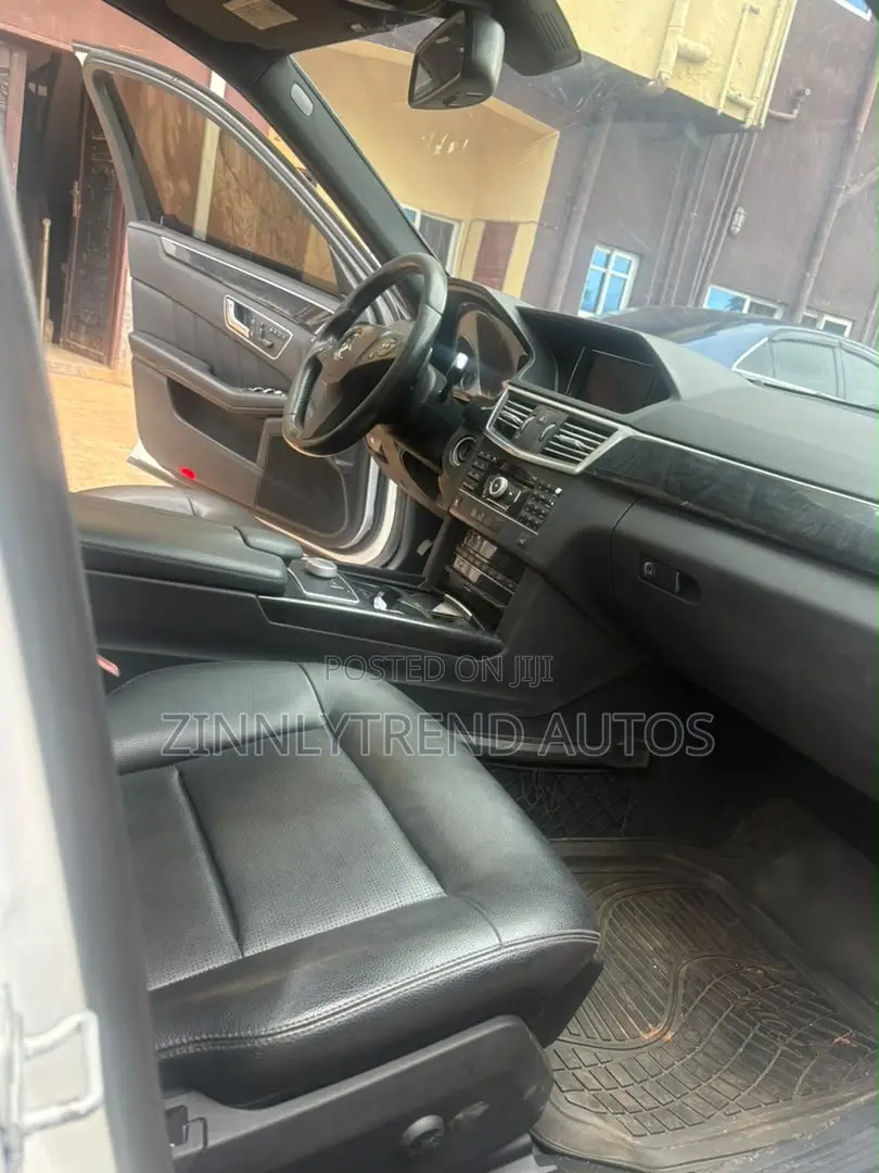 Mercedes-Benz E350 2011 White
