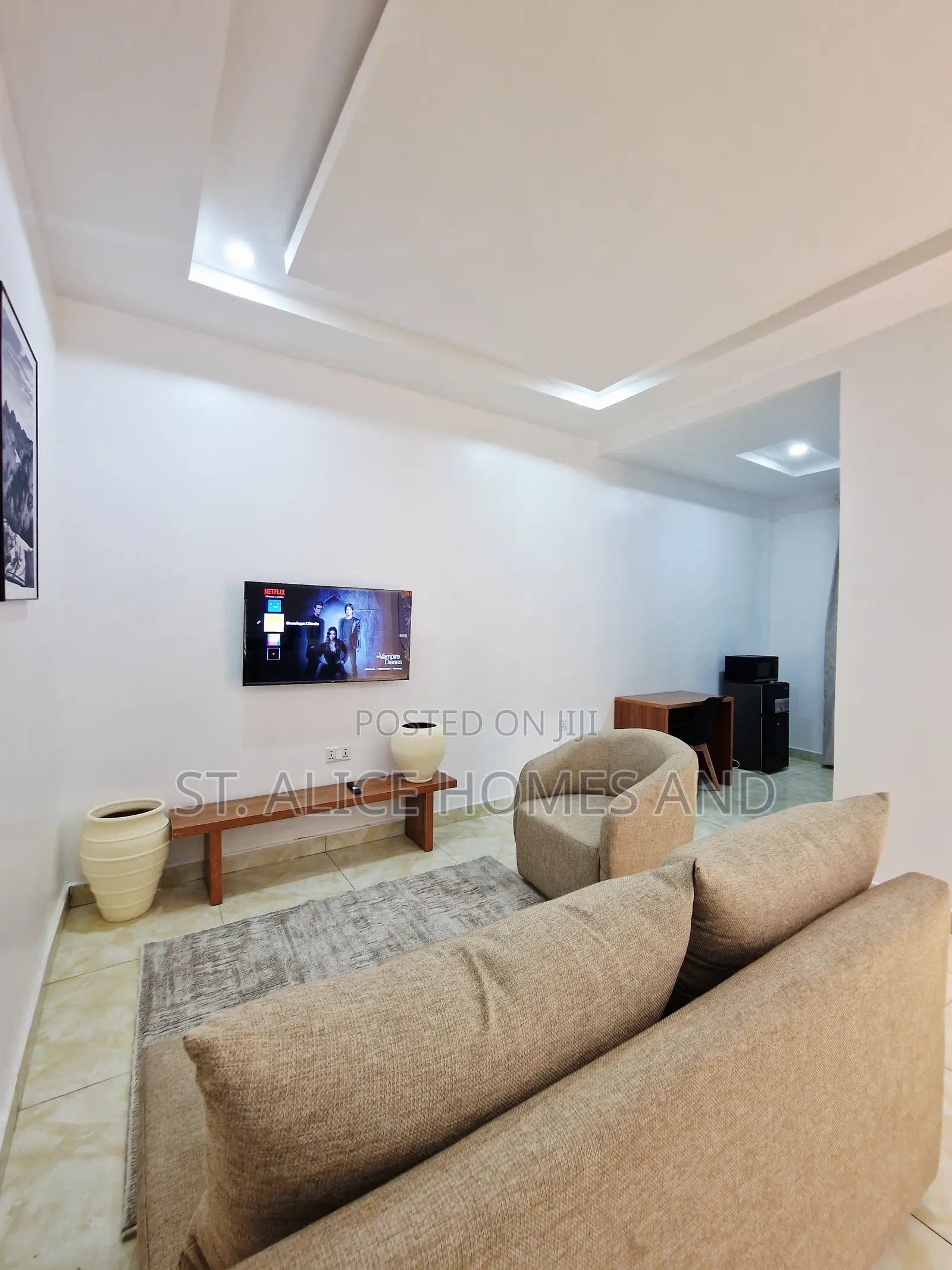 Sophisticated Gwarinpa Glover Studio Apartment, Gwarinpa , Abuja