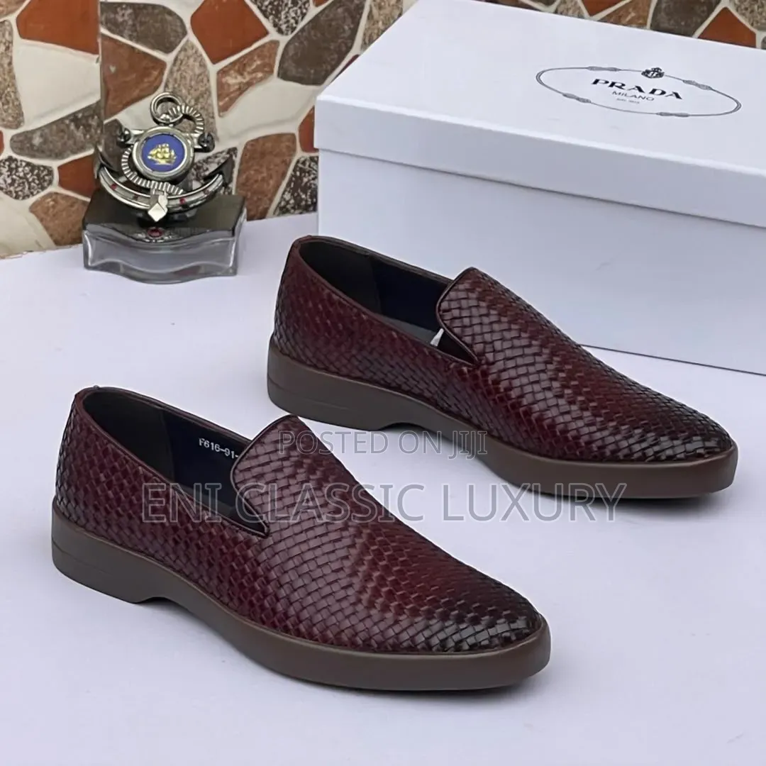 Prada Luxury Men's Shoes Collection Best Quality Well Banded Package