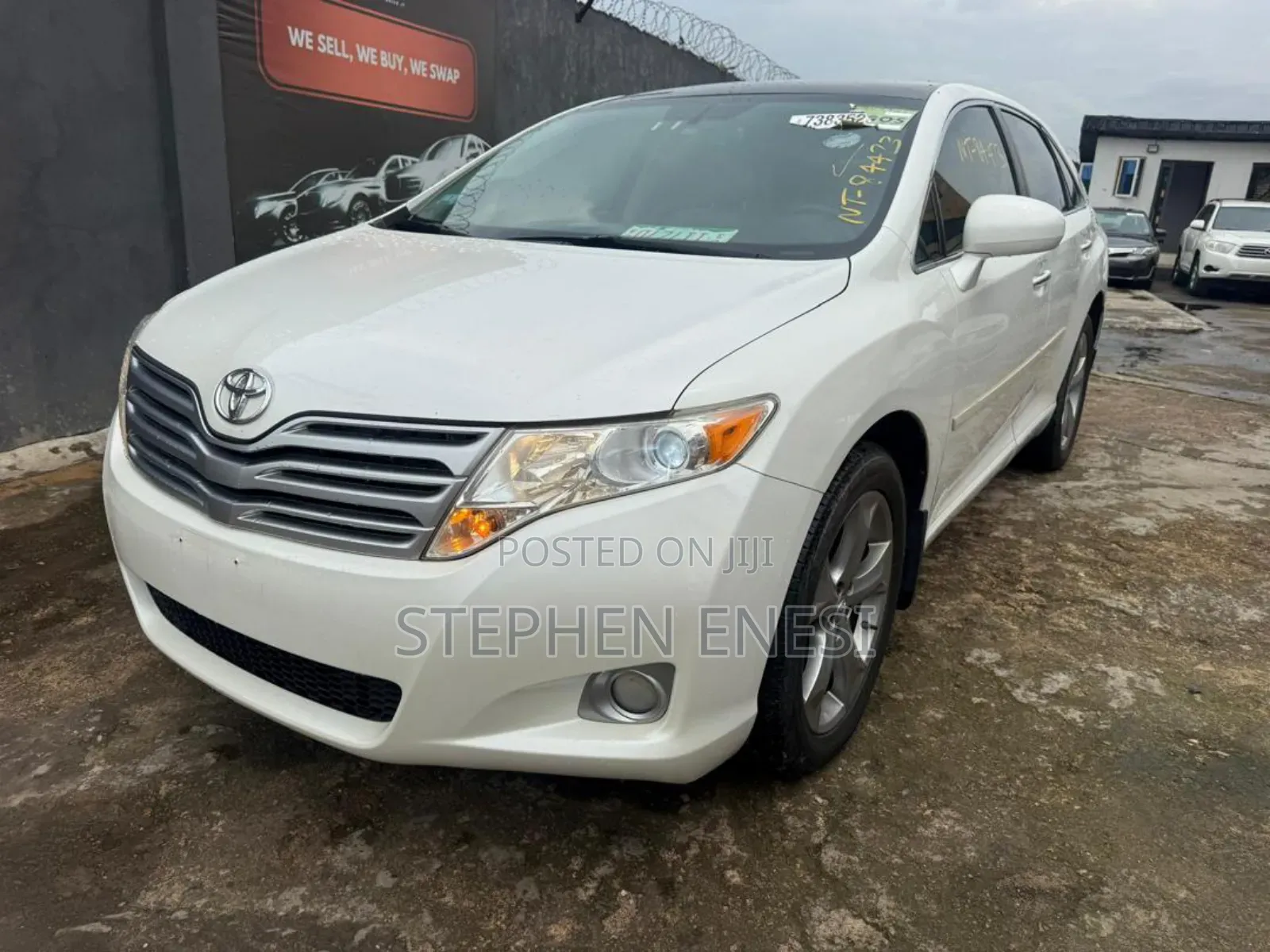 Toyota Venza XLE 2011 White