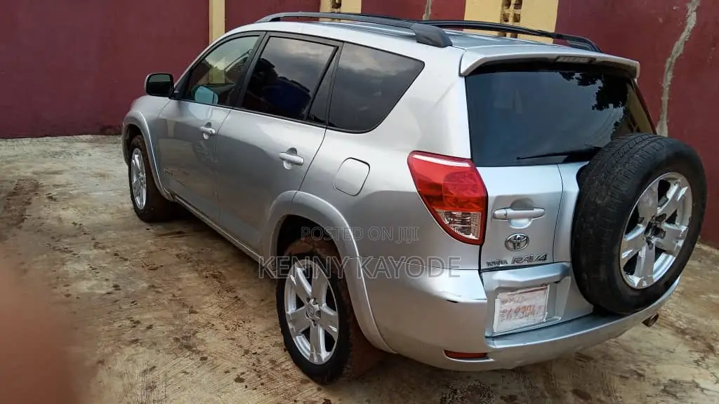 Toyota RAV4 Sport 2007 Silver
