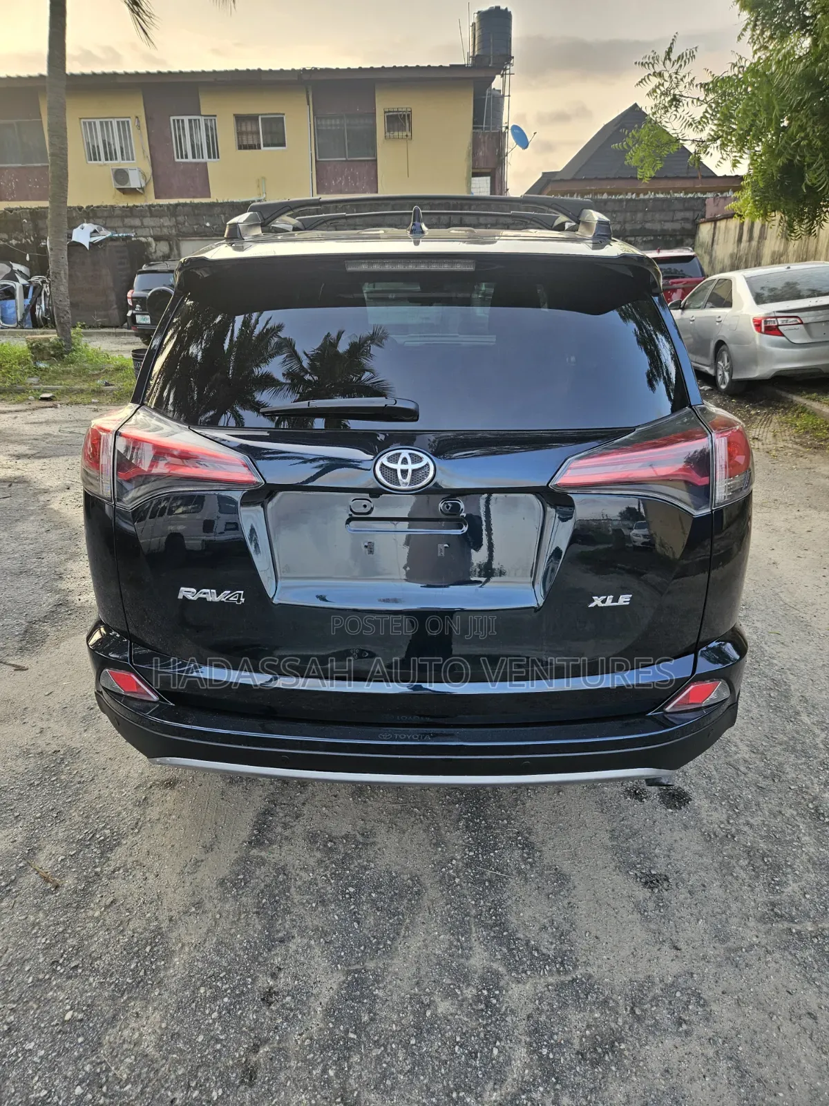 Toyota RAV4 2017 Blue