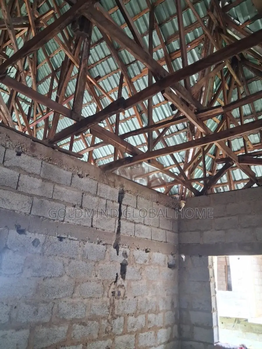 4bdrm Duplex in Lugbe District., FHA for sale