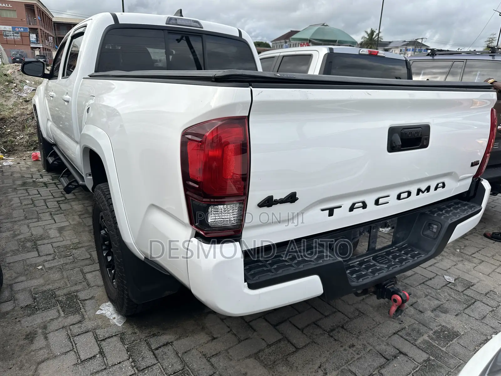 Toyota Tacoma SR5 Double Cab 6' Bed AT 2024 Off white