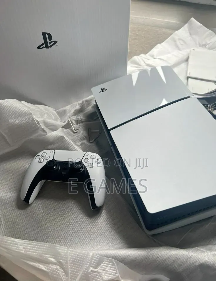 Sony Playstation 5 (Ps5 Slim) Console and Controller