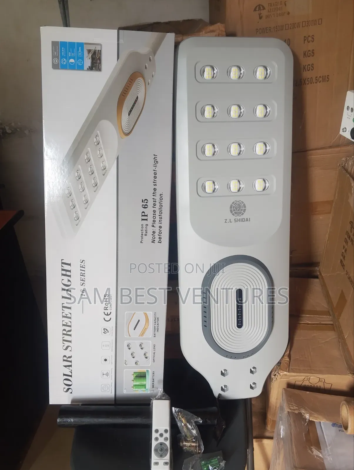 12 Eyes Solar Street Lights