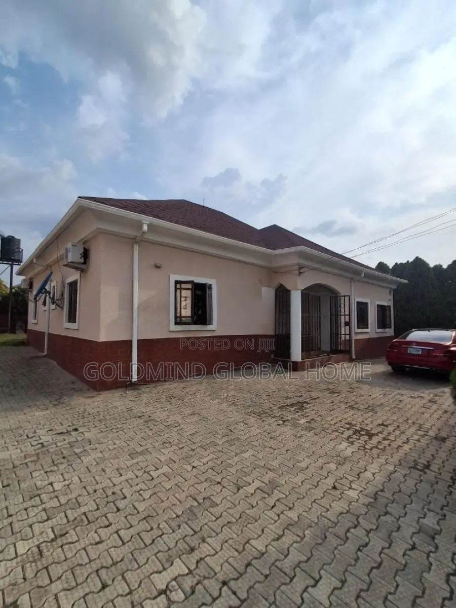 Furnished 3bdrm Bungalow in Lugbe District., FHA for sale