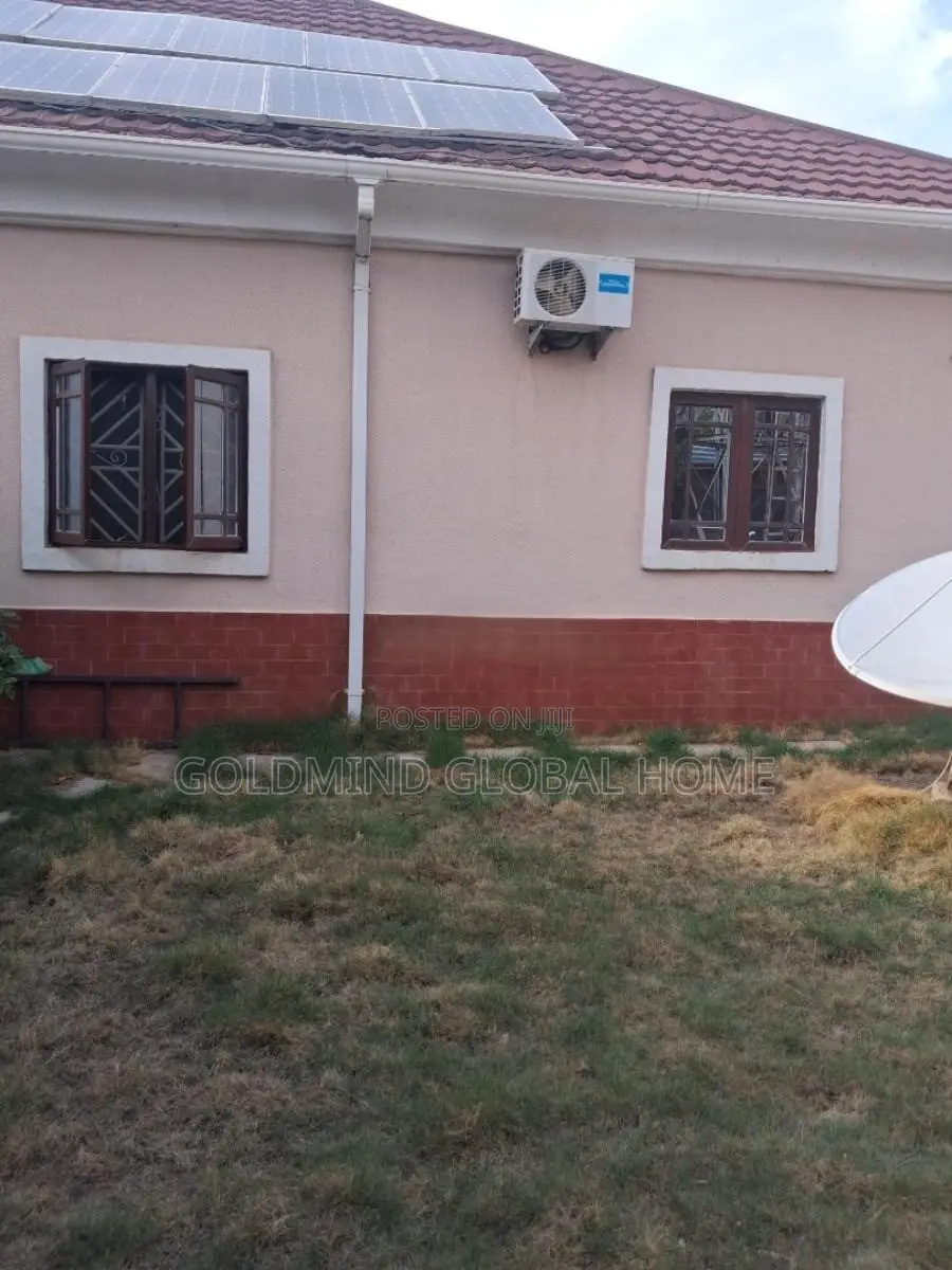 Furnished 3bdrm Bungalow in Lugbe District., FHA for sale