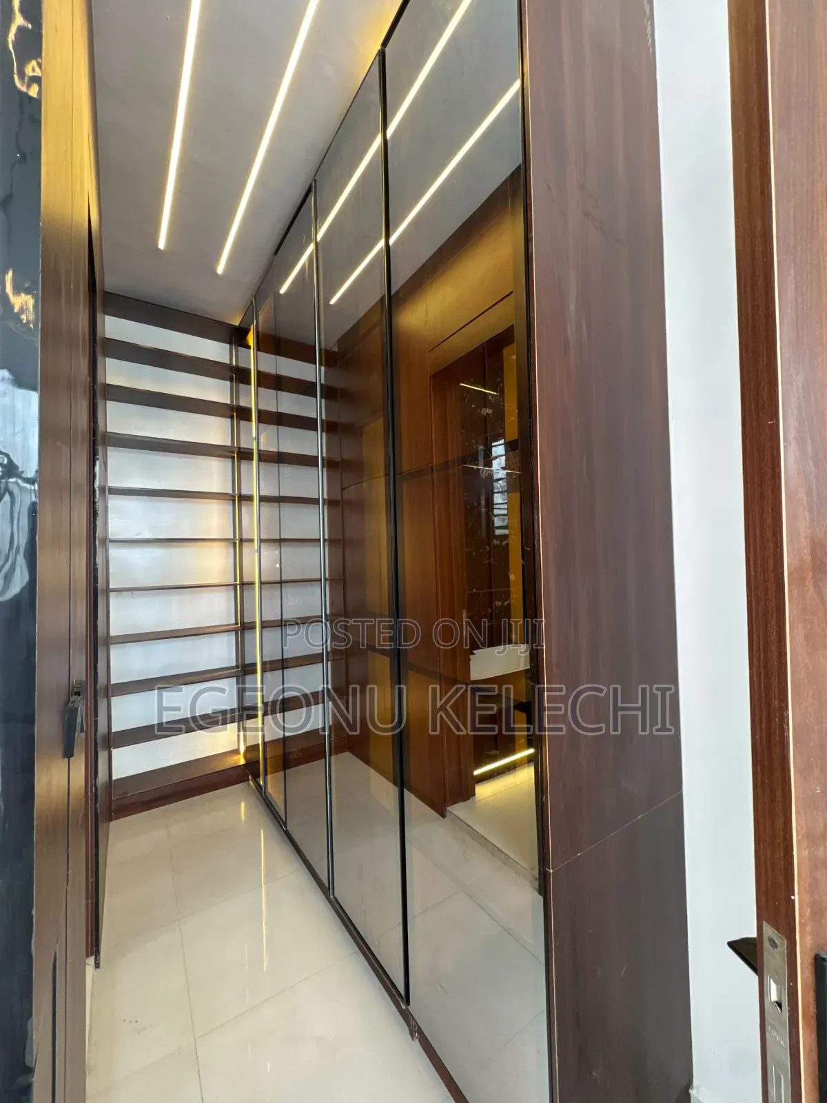 4bdrm Duplex in Ikota for sale