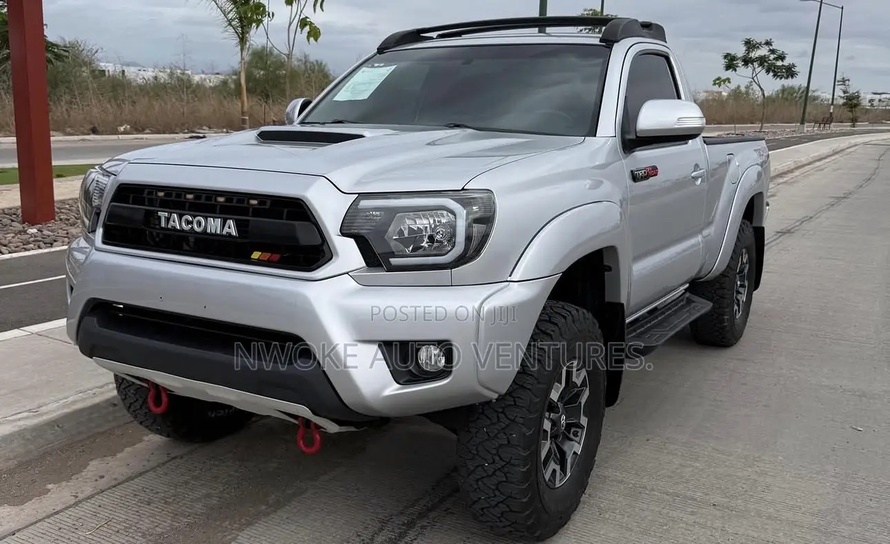 Upgrade Your Toyota Tacoma Headlight 2008 Model